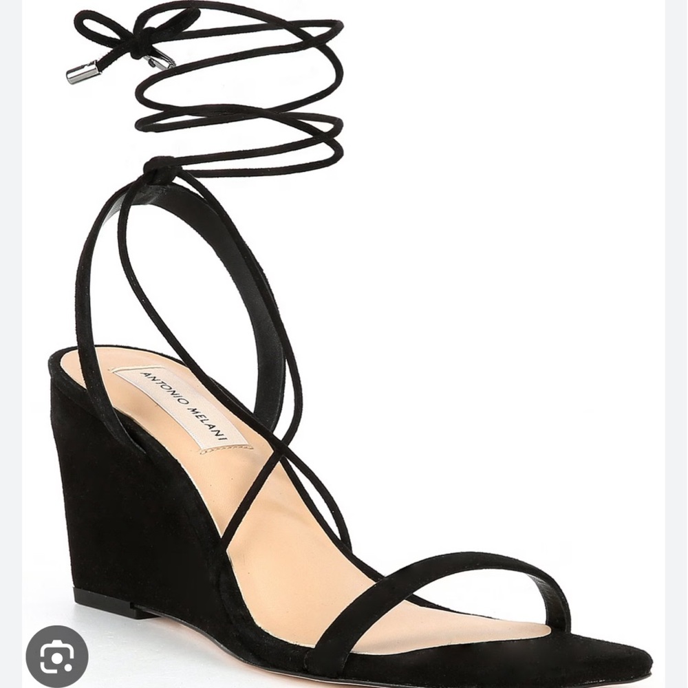 NWOB Antonio Melanie Maryamm Wedge Strappy dress sandals Size 6